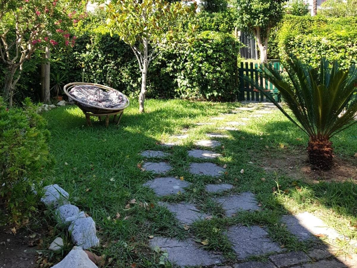 N207 - Numana, Deliziosa Villetta Con Giardino Exteriér fotografie